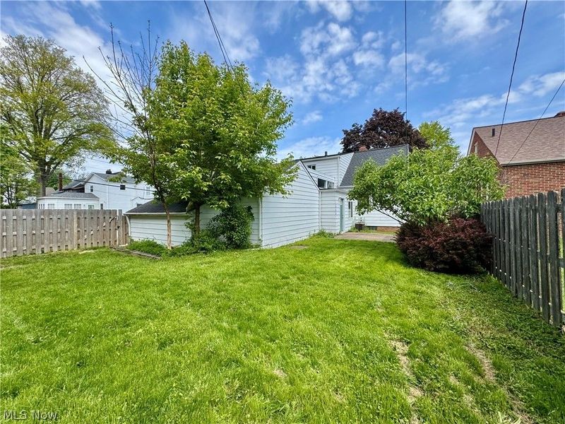 19493 Riverwood Avenue , Rocky River, OH 44116 Photo 45