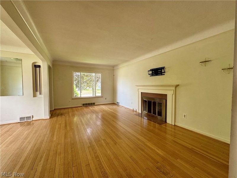 19493 Riverwood Avenue , Rocky River, OH 44116 Photo 8