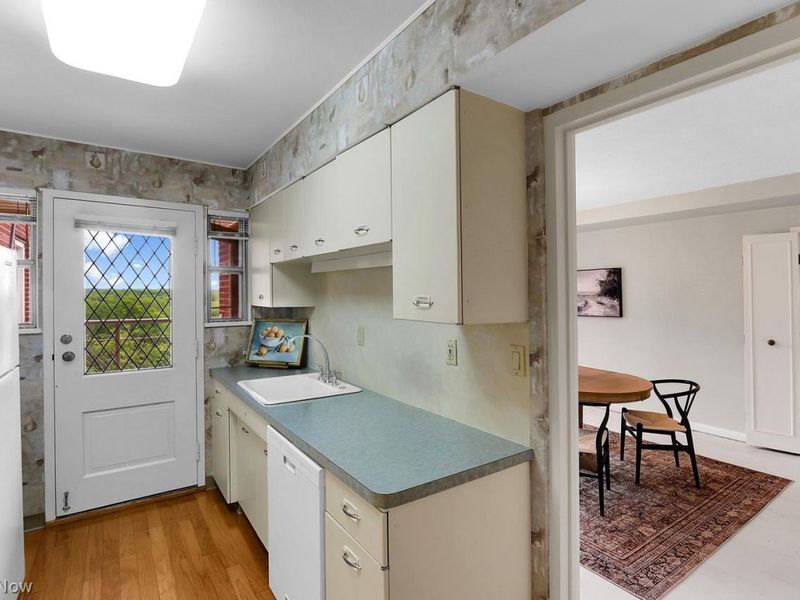 13900 Shaker Boulevard , Unit 1214, Cleveland, OH 44120 Photo 12