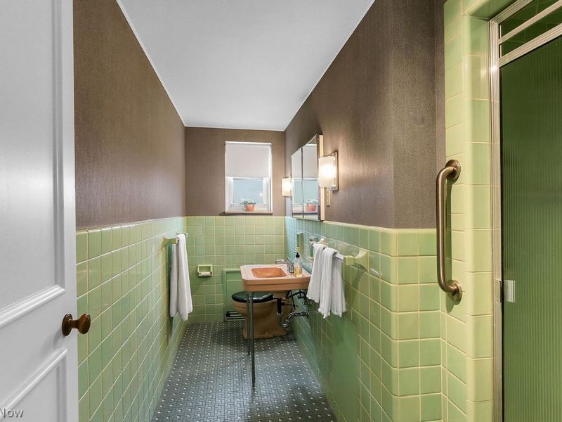 13900 Shaker Boulevard , Unit 1214, Cleveland, OH 44120 Photo 19