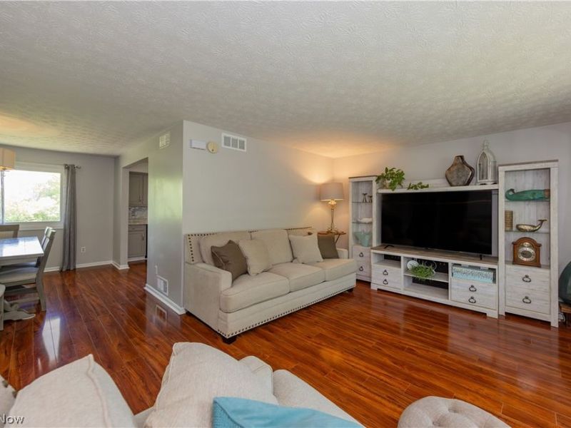 9010 Kirby Lane , Streetsboro, OH 44241 Photo 2