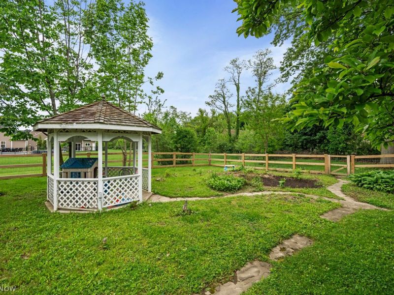 34008 Detroit Road , Avon, OH 44011 Photo 46