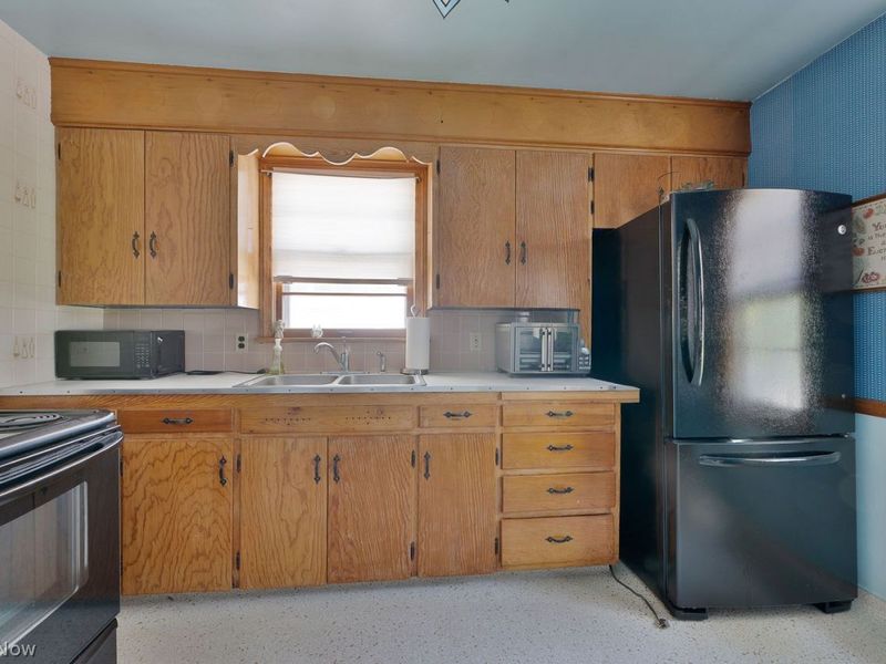 132 S Main Street , Youngstown, OH 44515 Photo 13