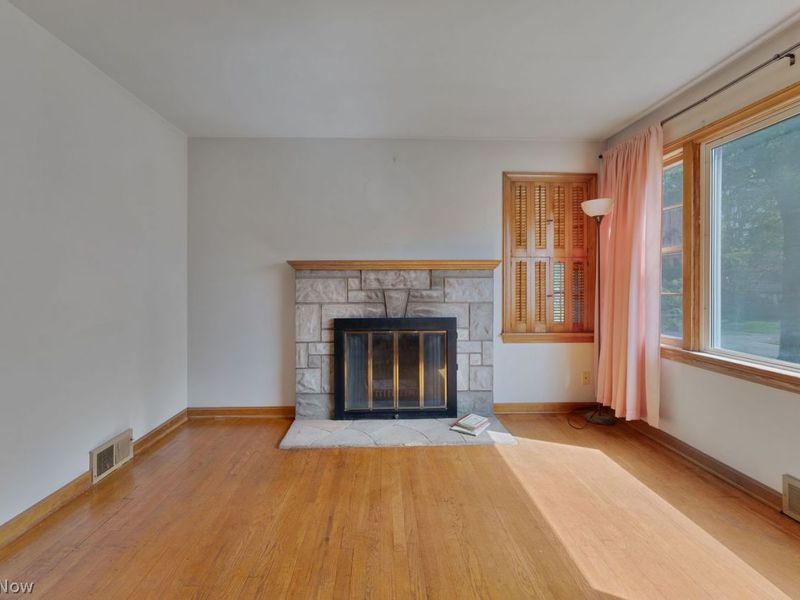 132 S Main Street , Youngstown, OH 44515 Photo 5