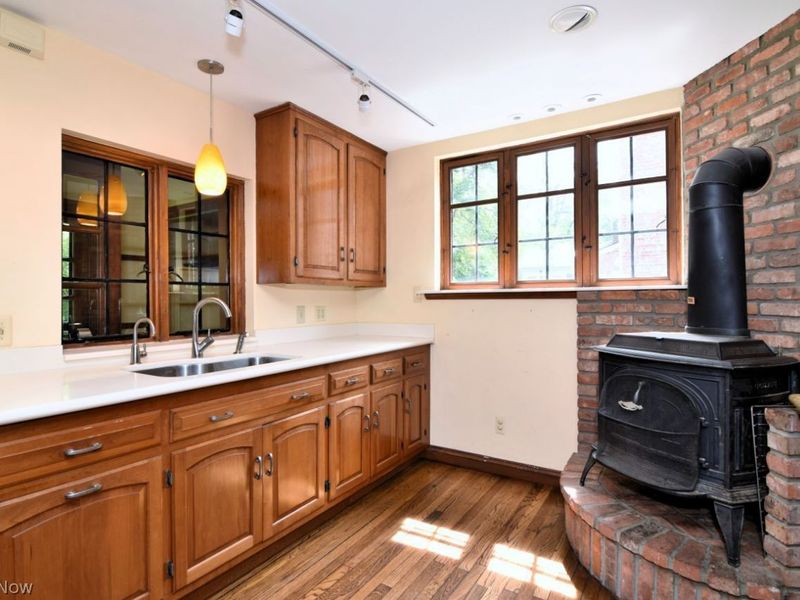 3159 Van Aken Boulevard , Shaker Heights, OH 44120 Photo 13