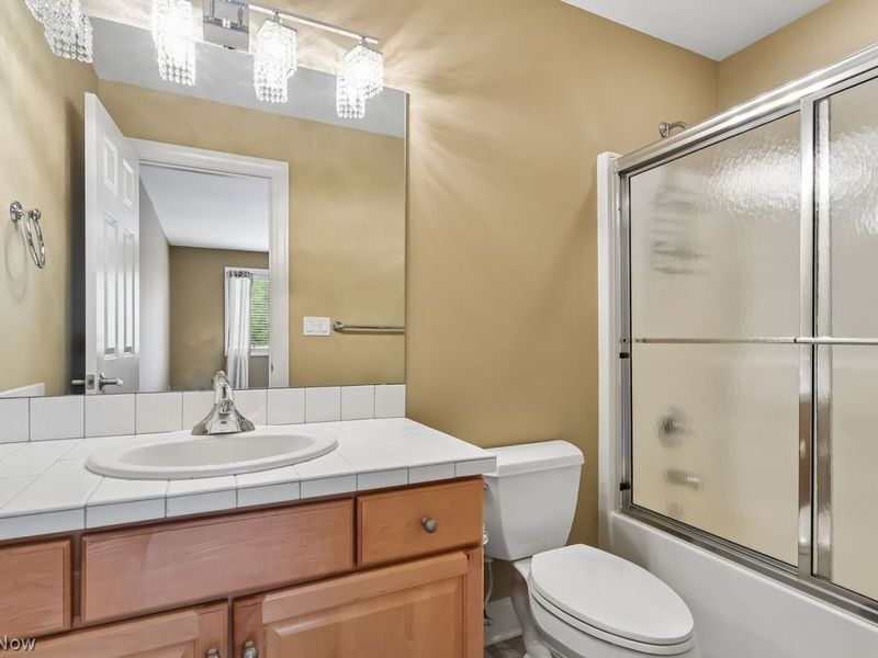 3700 Forest Oaks Drive , Akron, OH 44333 Photo 30
