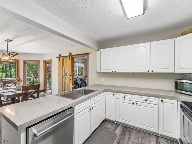 5113 W Bath Road , Akron, OH 44333 Photo 14
