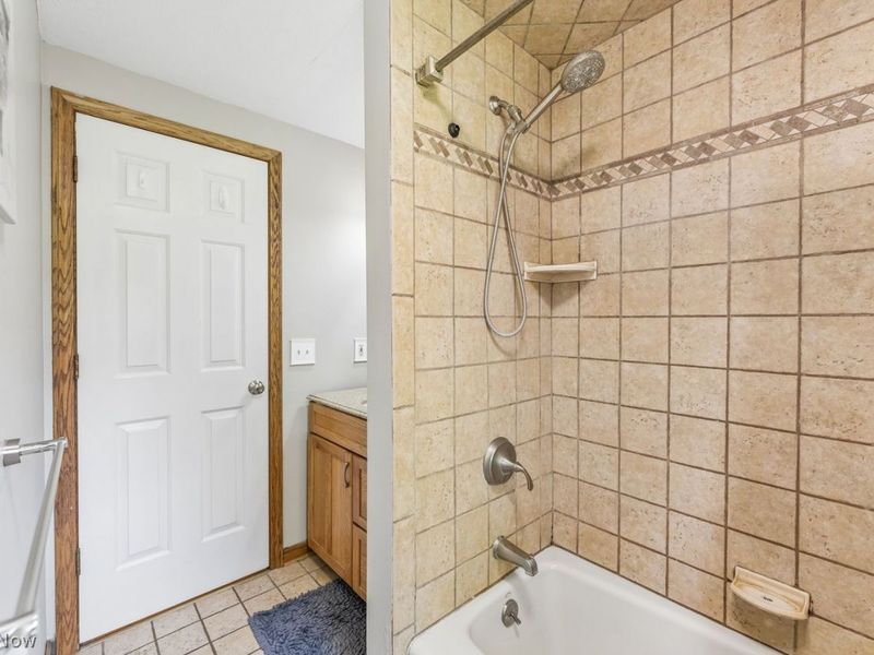 5113 W Bath Road , Akron, OH 44333 Photo 22