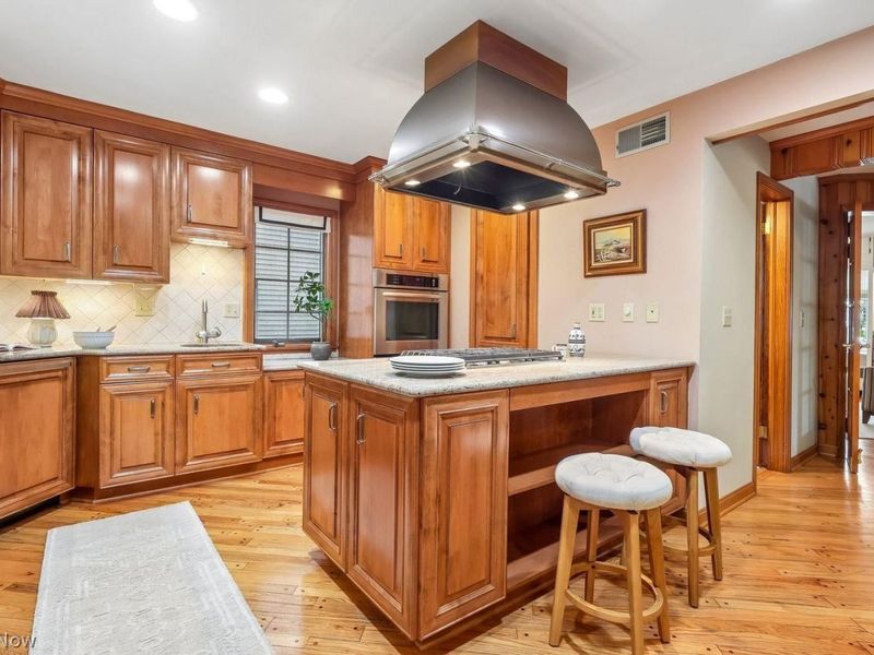 5267 Portage Drive , Vermilion, OH 44089 Photo 8