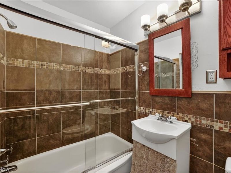 11720 Edgewater Drive , Unit 204, Lakewood, OH 44107 Photo 14