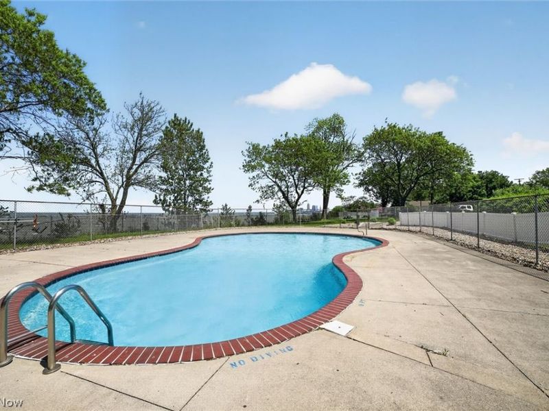 11720 Edgewater Drive , Unit 204, Lakewood, OH 44107 Photo 24