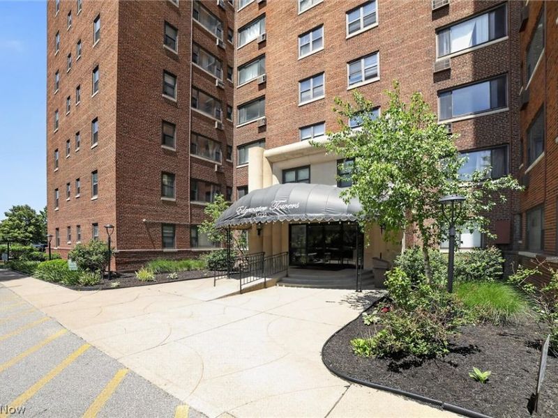 11720 Edgewater Drive , Unit 204, Lakewood, OH 44107 Photo 3