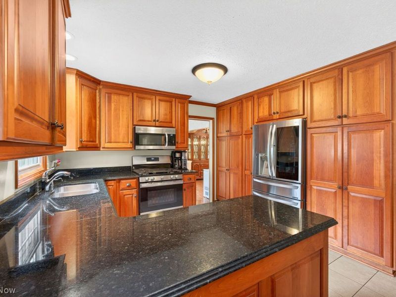 508 Kimerly Drive , Bay Village, OH 44140 Photo 12