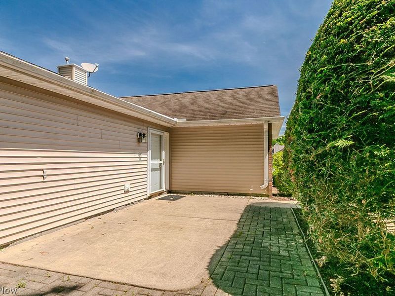 7544 Monterey Bay Drive , Unit 5, Mentor on the Lake, OH 44060 Photo 19