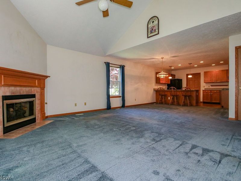 7544 Monterey Bay Drive , Unit 5, Mentor on the Lake, OH 44060 Photo 3
