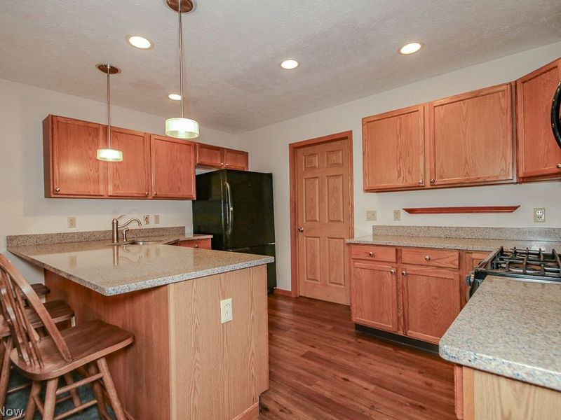 7544 Monterey Bay Drive , Unit 5, Mentor on the Lake, OH 44060 Photo 5