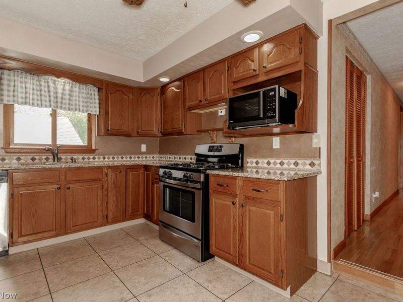 477 Fairgrounds Road , Painesville, OH 44077 Photo 4