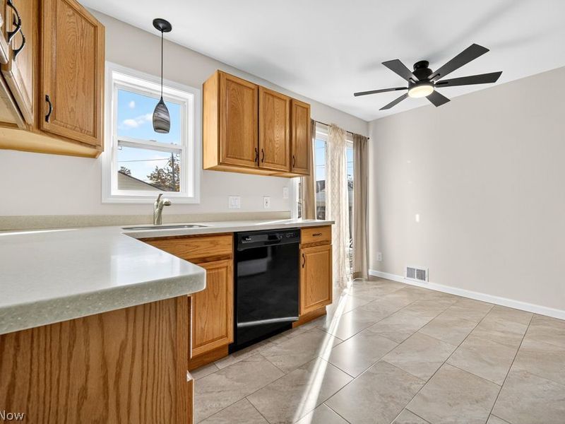 415 Beechwood Drive , Willowick, OH 44095 Photo 7