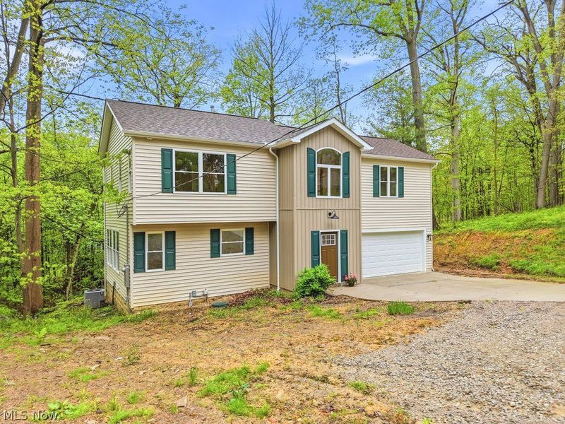 215 Forest Drive , Bedford, OH 44146 Photo 15
