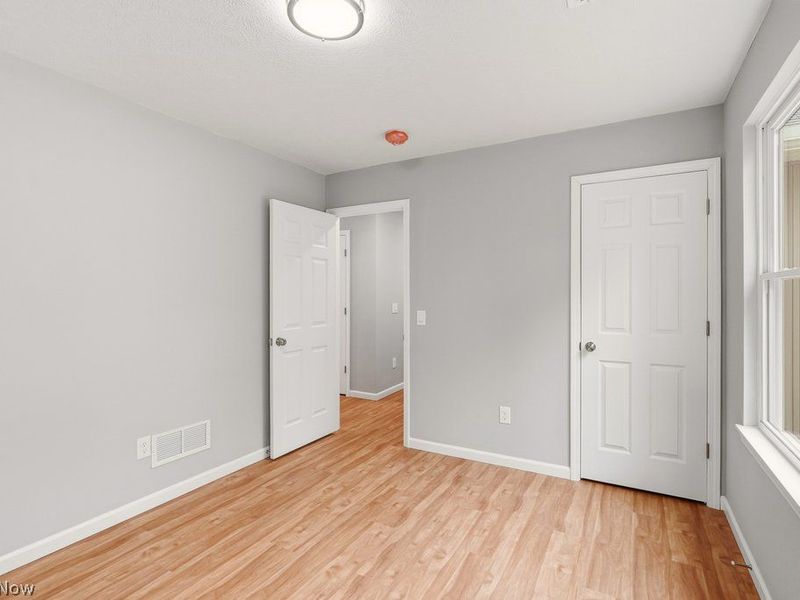 215 Forest Drive , Bedford, OH 44146 Photo 38