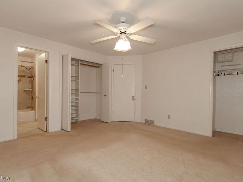 5823 Ridgebury Boulevard , Cleveland, OH 44124 Photo 24