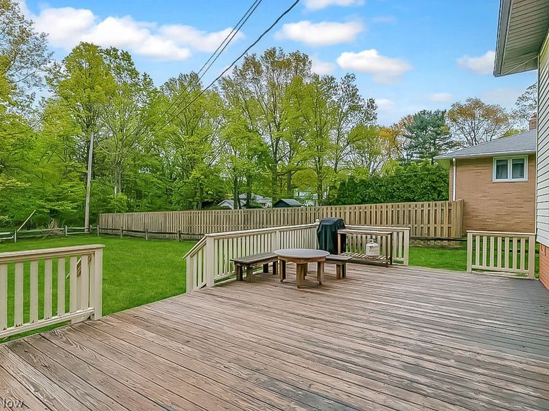 5823 Ridgebury Boulevard , Cleveland, OH 44124 Photo 37