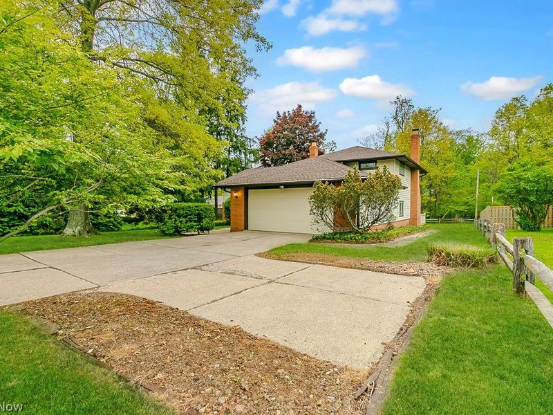 5823 Ridgebury Boulevard , Cleveland, OH 44124 Photo 43