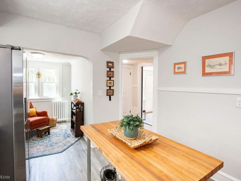 3598 Bainbridge Road , Cleveland, OH 44118 Photo 16