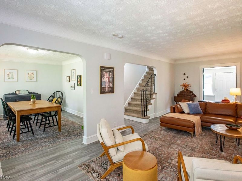 3598 Bainbridge Road , Cleveland, OH 44118 Photo 4
