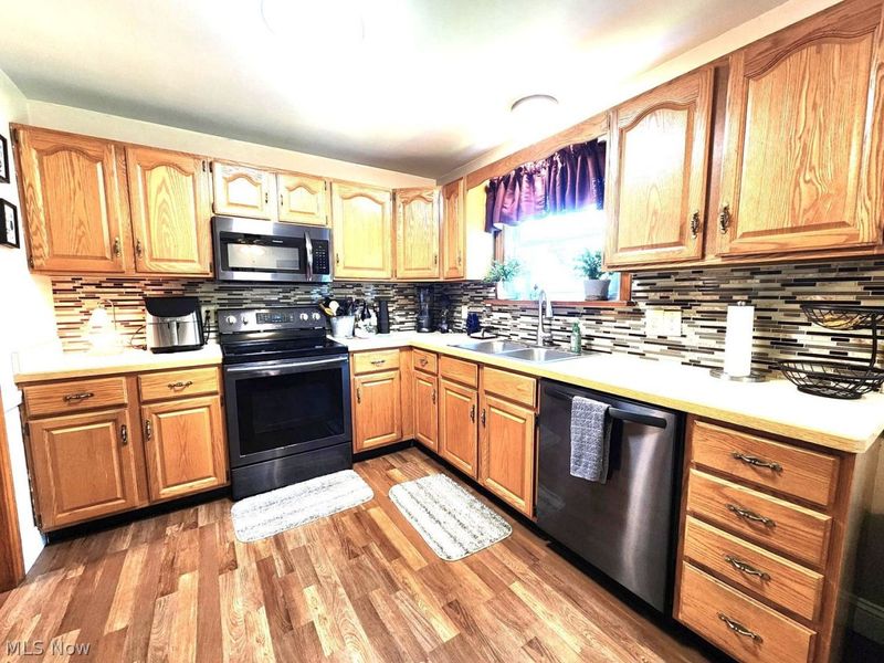 2605 Cleveland Boulevard , Lorain, OH 44052 Photo 4