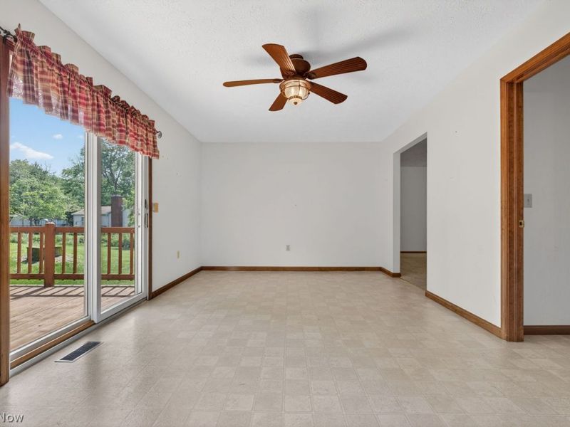 12002 W Lake Road , Vermilion, OH 44089 Photo 18