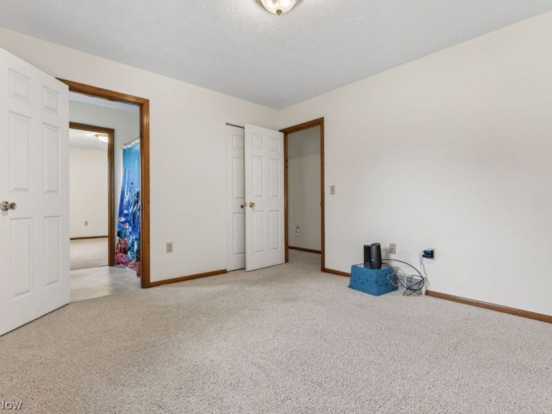 12002 W Lake Road , Vermilion, OH 44089 Photo 23