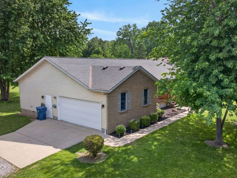 12002 W Lake Road , Vermilion, OH 44089 Photo 3
