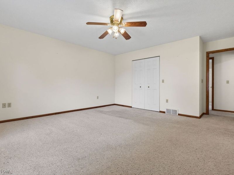 12002 W Lake Road , Vermilion, OH 44089 Photo 30