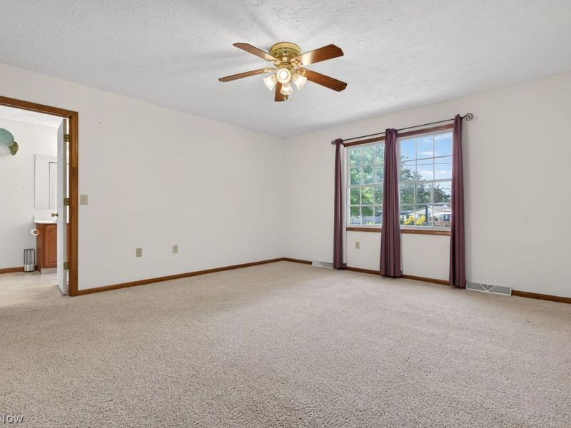 12002 W Lake Road , Vermilion, OH 44089 Photo 31