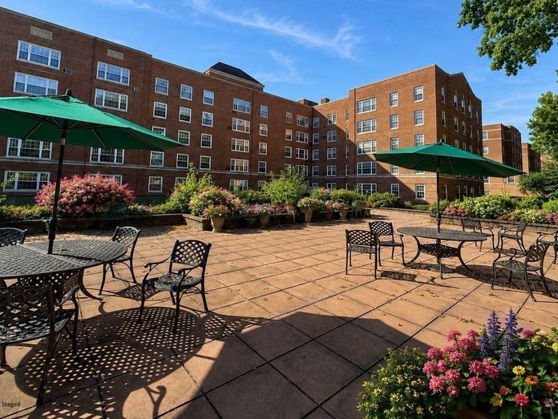 19101 Van Aken Boulevard , Unit 219, Shaker Heights, OH 44122 Photo 26