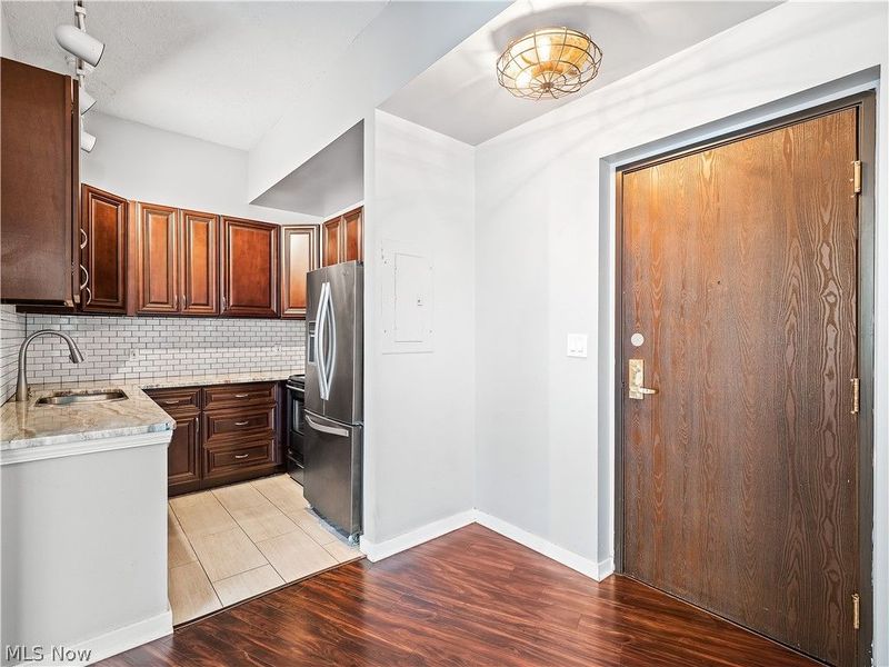 750 Prospect Avenue E, Unit 502, Cleveland, OH 44115 Photo 6