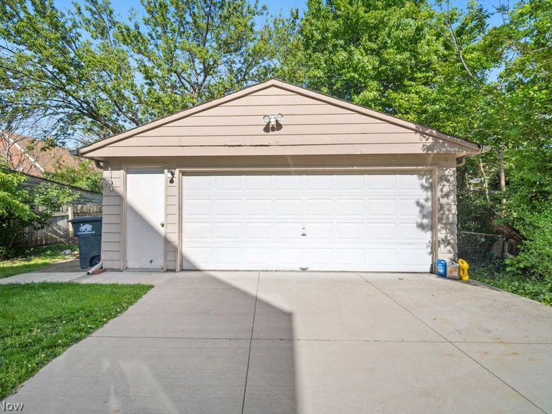 2023 Robin Street , Lakewood, OH 44107 Photo 23