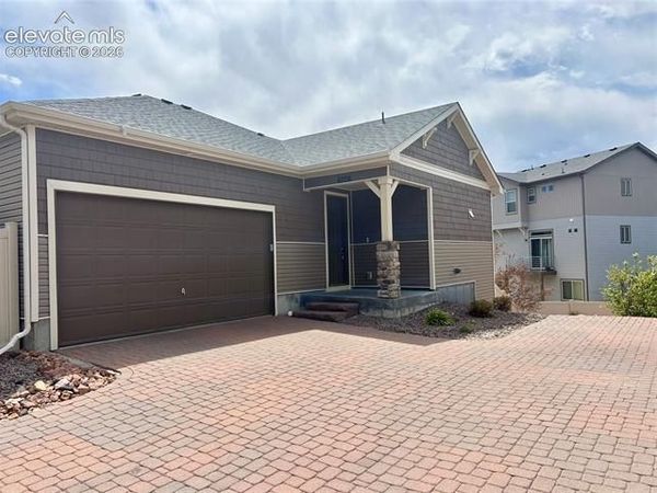 6706 Golden Briar Lane, Colorado Springs, CO 80927