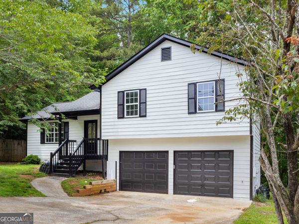 225 Hampton Drive, Dallas, GA 30132