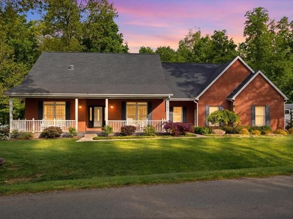 3737 Apple Valley Drive, Howard, OH 43028