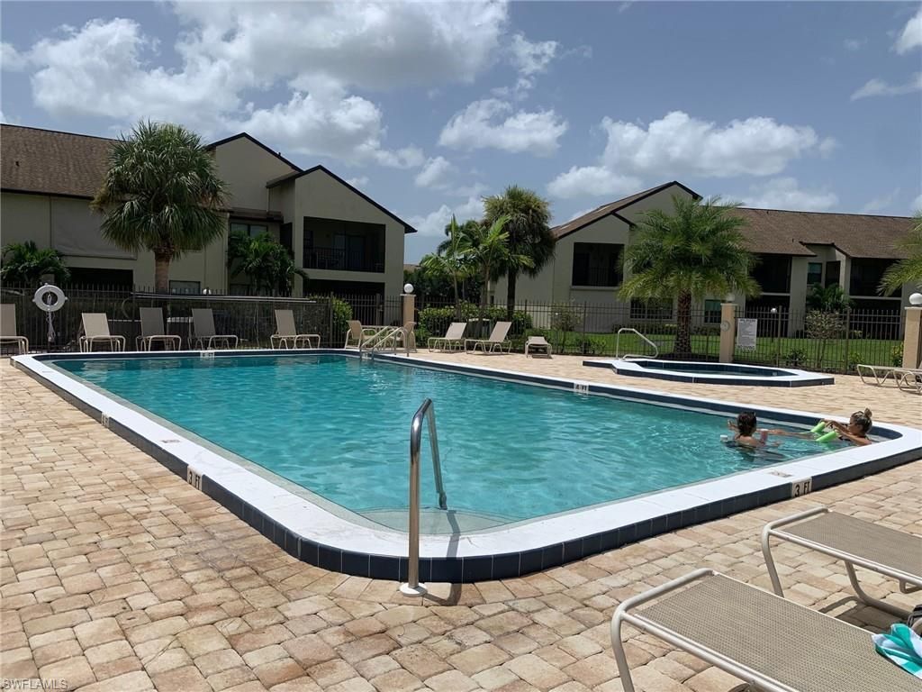 8715 Charter Club Cir , Unit 4, Fort Myers, FL 33919 Photo