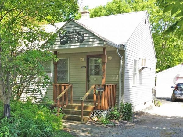 136 Sunset Drive, Kelleys Island, OH 43438
