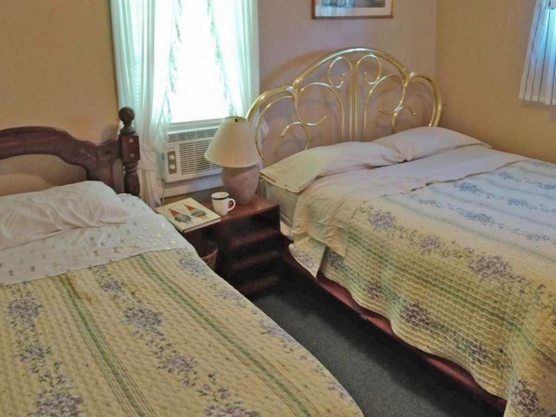 136 Sunset Drive, Kelleys Island, OH 43438 Photo 8