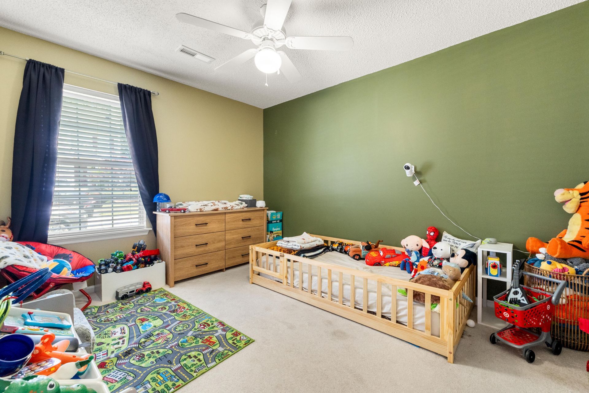 101 Lindenwood Court Photo 15
