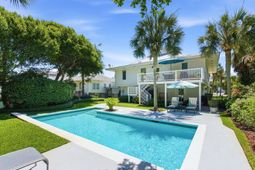 621 Ocean Boulevard photo 4