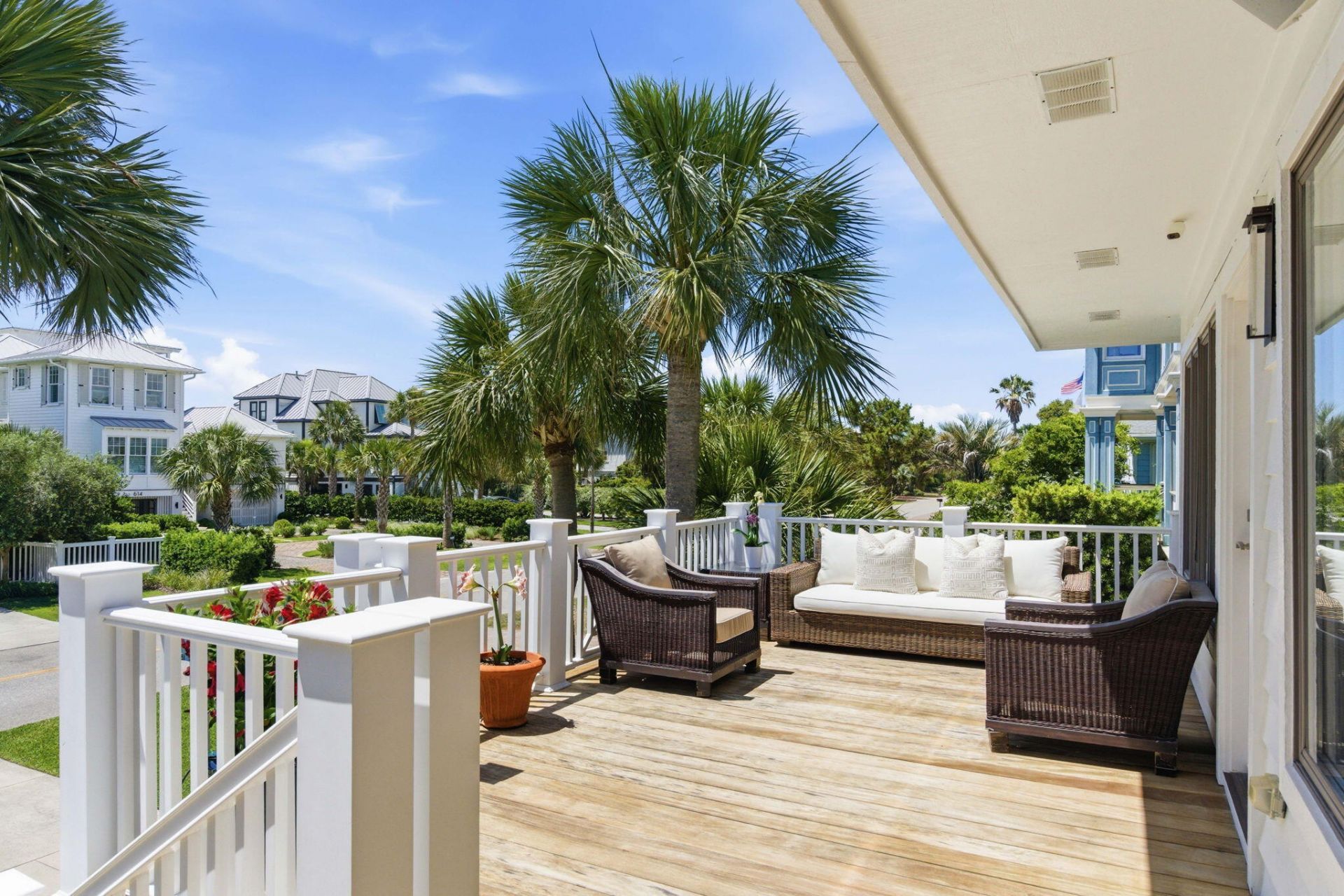 621 Ocean Boulevard Photo 8