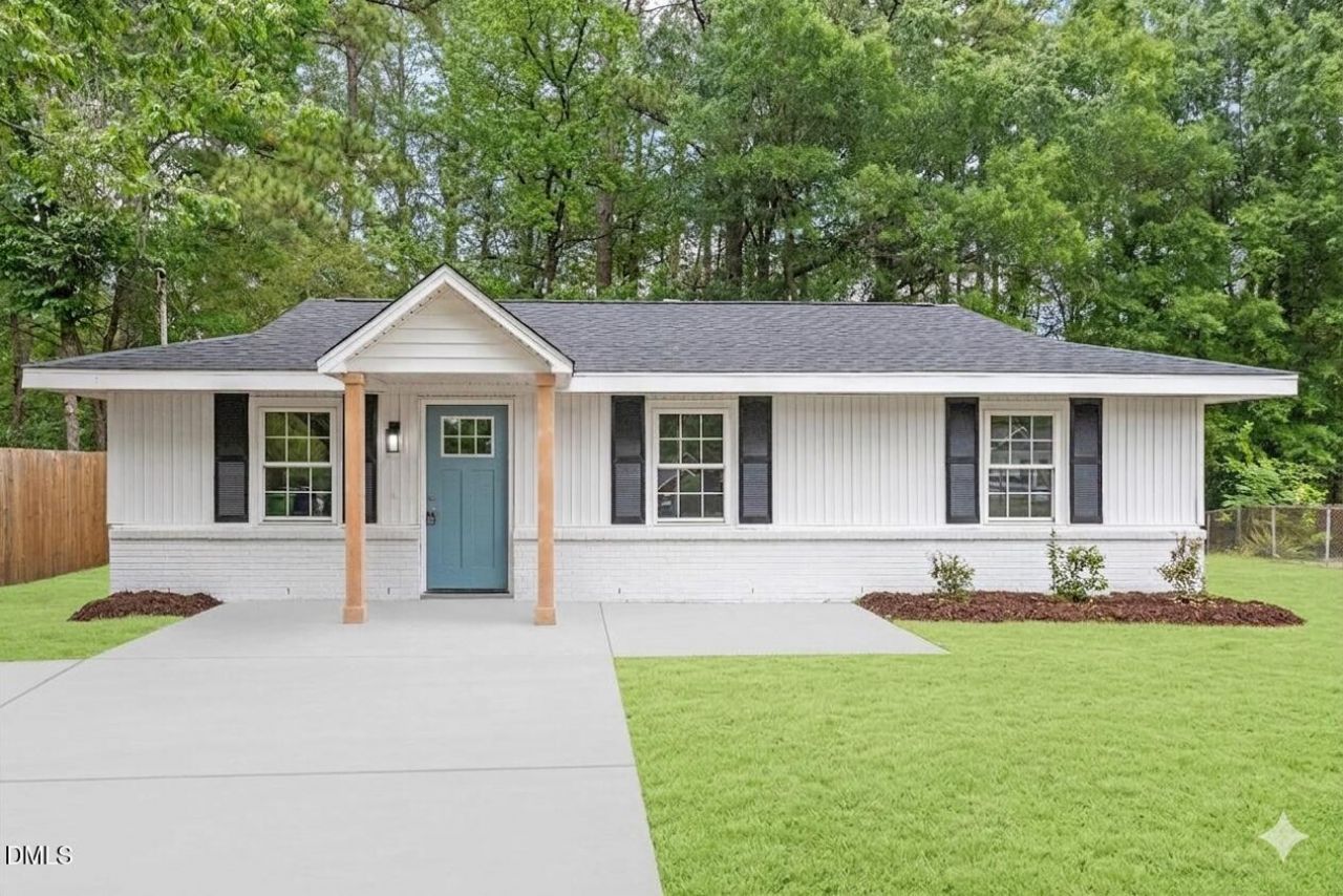 609 Juno Court, Raleigh, NC 27610 Main Photo