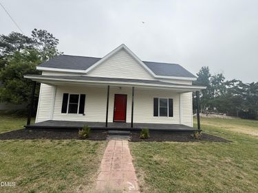 407 N King Avenue, Dunn, NC 28334