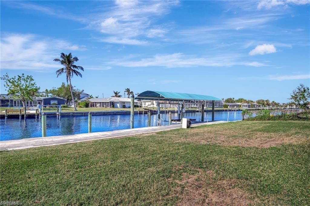 250 Bangsberg Rd Se, Port Charlotte, FL 33952 Photo